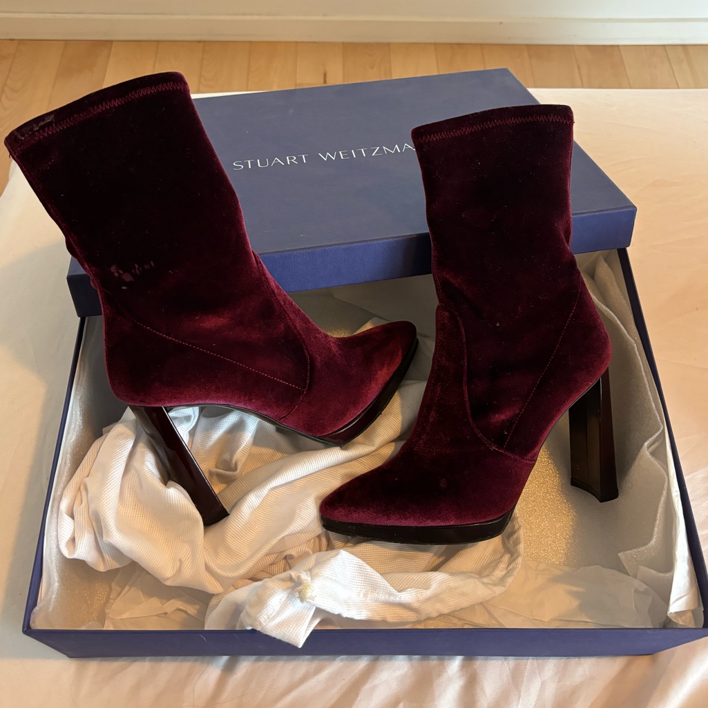 Stuart Weitzman Heeled Booties